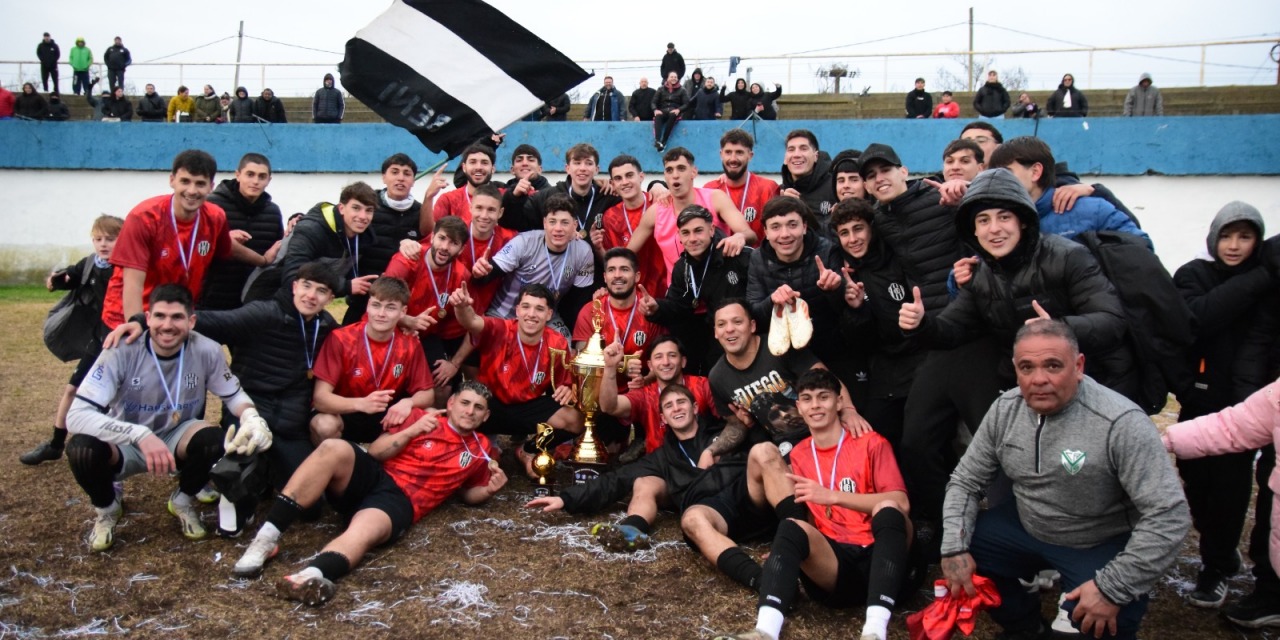 Desde los 12 pasos Estudiantes se qued� con el Interligas